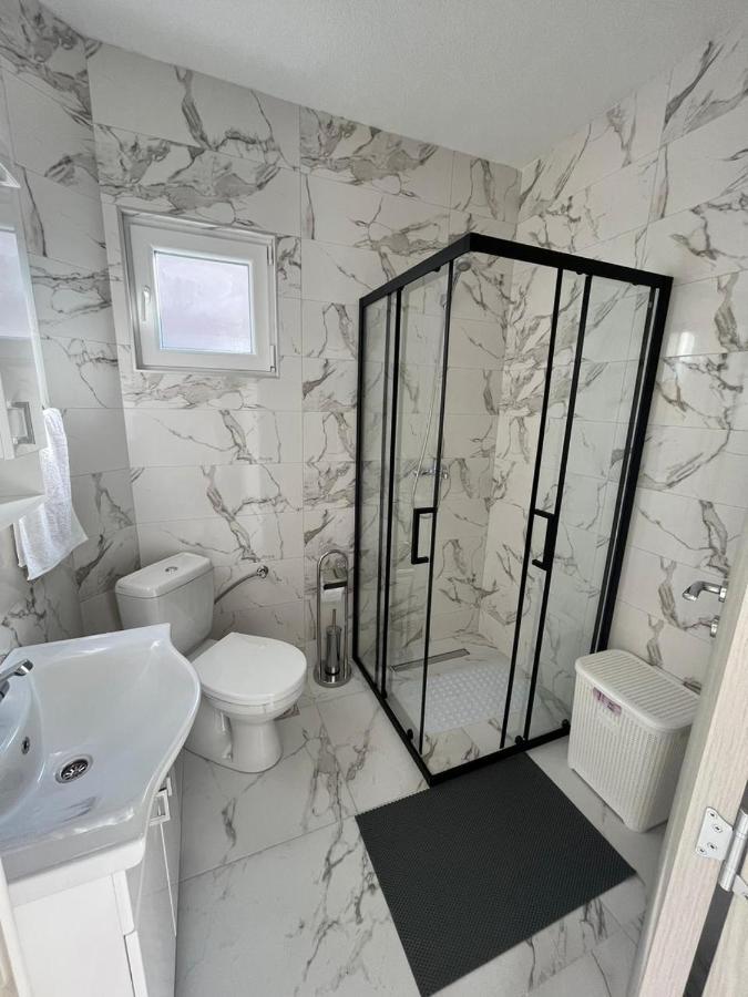 Knezevic Apartman Podgorica Exteriör bild