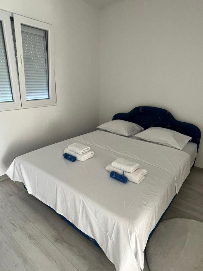 Knezevic Apartman Podgorica Exteriör bild